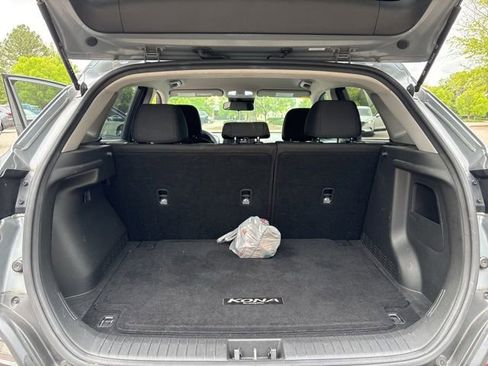 Used 2021 Hyundai Kona SE w/ Cargo Package FWD image 18