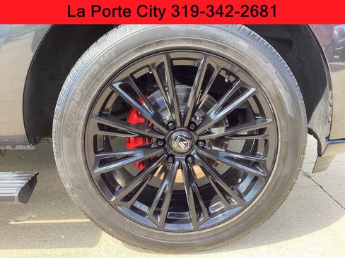 Used 2022 Ford Expedition Limited AWD/4WD image 9