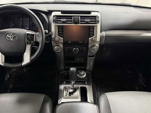 Certified 2020 Toyota 4Runner SR5 Premium image 26