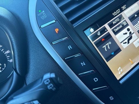 Used 2019 Lincoln MKC Reserve w/ MKC Climate Package image 19