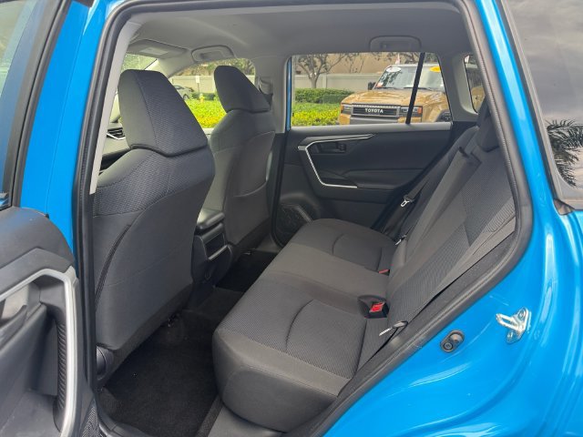 Certified 2019 Toyota RAV4 LE AWD/4WD image 13