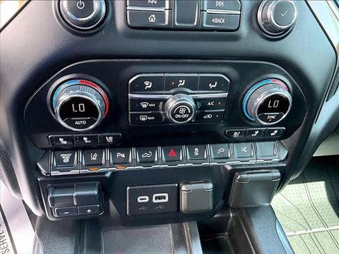 Certified 2021 Chevrolet Silverado 3500 High Country AWD/4WD image 24