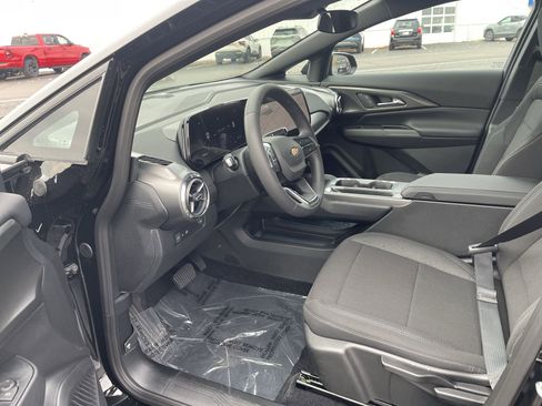 New 2026 Chevrolet Equinox EV LT FWD image 52