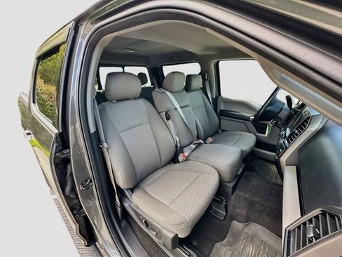 Used 2020 Ford F150 XLT w/ Equipment Group 302A Luxury AWD/4WD image 28