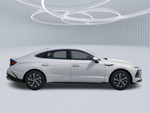 New 2026 Hyundai Sonata Blue FWD image 7
