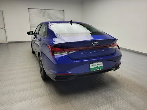 Used 2021 Hyundai Elantra SEL w/ Cargo Package FWD image 6