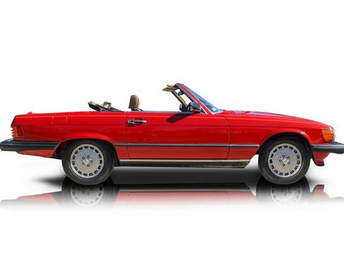 Used 1987 Mercedes-Benz 560 SL image 2