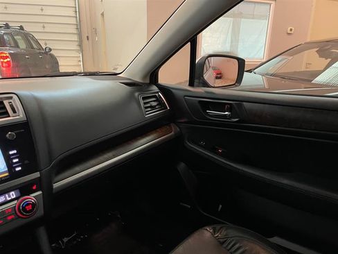 Used 2015 Subaru Outback 2.5i Limited AWD/4WD image 71