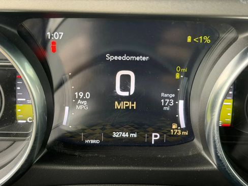Used 2023 Jeep Wrangler Unlimited w/ Cold Weather Group AWD/4WD image 16