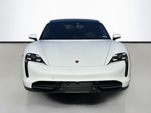 Used 2022 Porsche Taycan Turbo S image 8