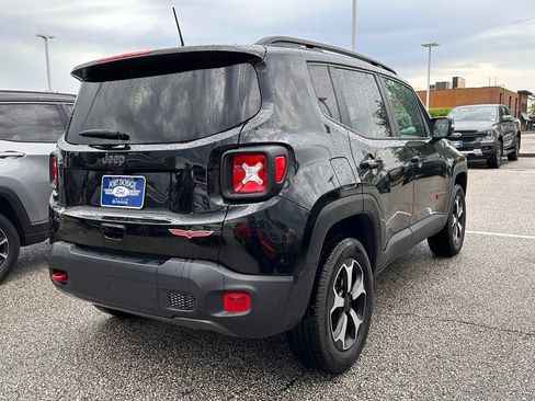 Used 2022 Jeep Renegade Trailhawk AWD/4WD image 4
