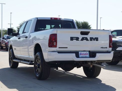 New 2026 RAM 3500 Big Horn AWD/4WD image 7