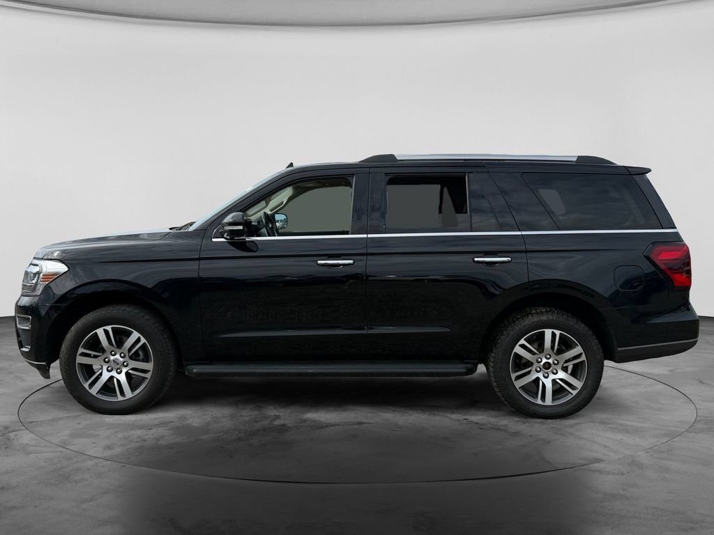 Used 2024 Ford Expedition Limited AWD/4WD image 6