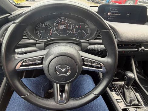 Used 2022 MAZDA MAZDA3 s FWD image 7