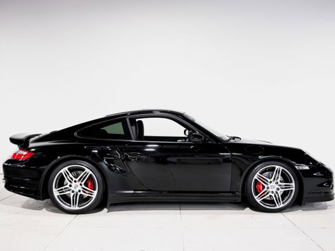 Used 2007 Porsche 911 Turbo image 2