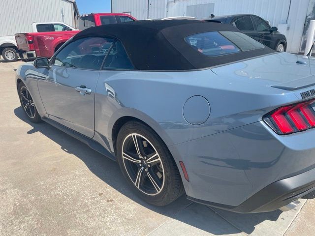 Used 2024 Ford Mustang Premium RWD image 5