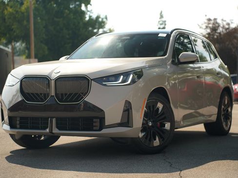 New 2026 BMW X3 xDrive30i w/ Premium Package AWD/4WD image 1