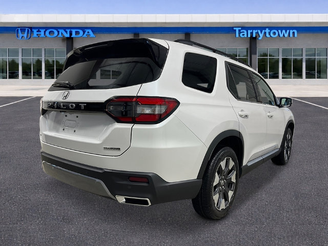 New 2026 Honda Pilot Touring image 5
