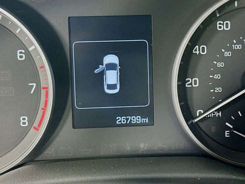 Used 2018 Hyundai Elantra SEL FWD image 18