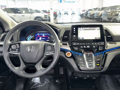 Used 2023 Honda Odyssey Touring image 28