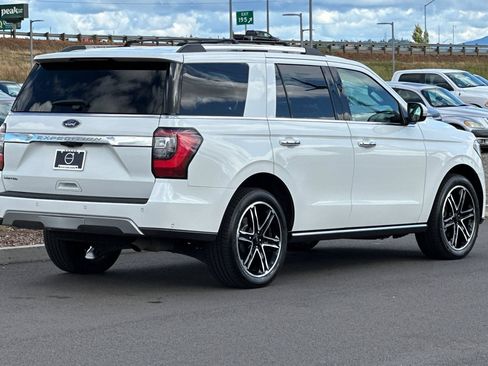 Used 2020 Ford Expedition Limited w/ Special Edition Package AWD/4WD image 3