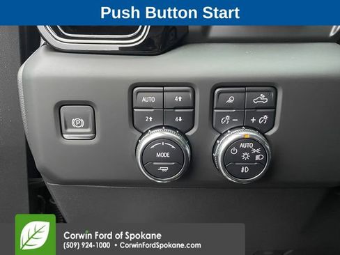 Used 2025 GMC Sierra 1500 AT4X image 31