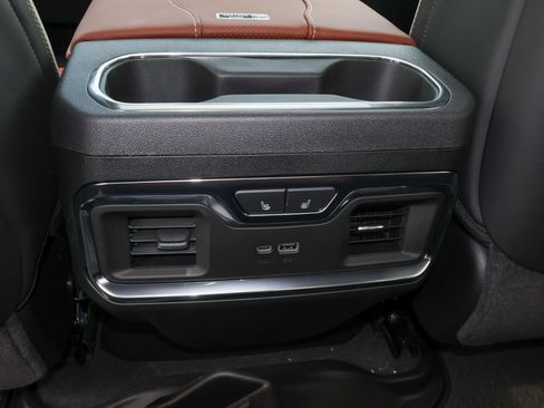 New 2026 GMC Sierra 1500 Denali Ultimate w/ LPO, Black Badging Package AWD/4WD image 12