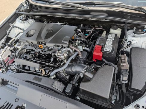 Used 2022 Toyota Camry SE image 20