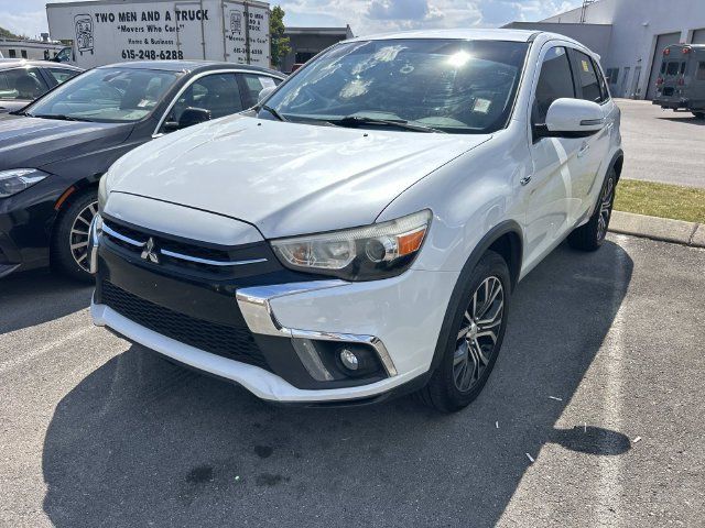 Used 2018 Mitsubishi Outlander Sport SE FWD image 1