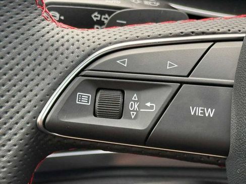 Certified 2025 Audi Q3 2.0T Premium Plus w/ Premium Plus Package image 28