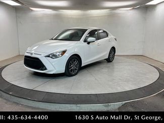 Used 2020 Toyota Yaris LE video 1