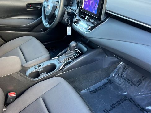 Used 2023 Toyota Corolla LE image 15