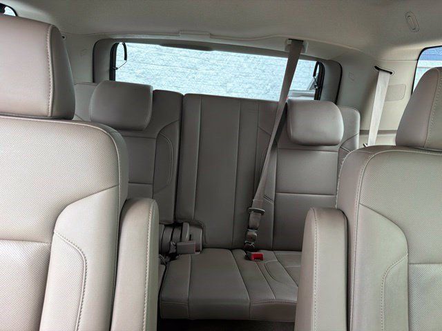 Used 2015 GMC Yukon SLT w/ Open Road Package AWD/4WD image 32