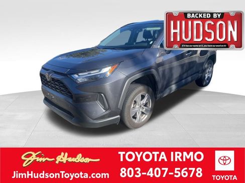 Used 2023 Toyota RAV4 XLE image 1
