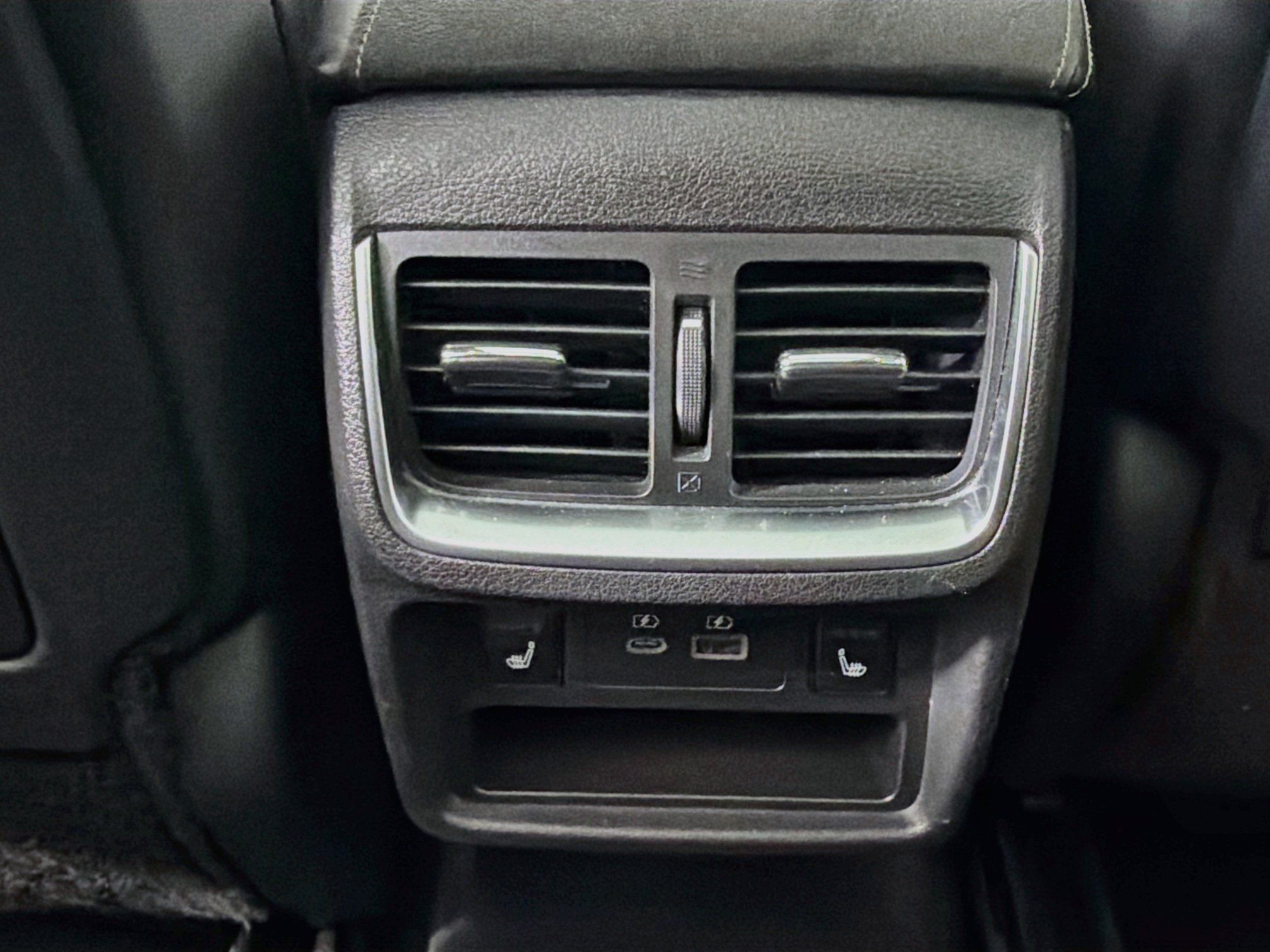 Used 2023 INFINITI QX50 Sensory FWD image 28