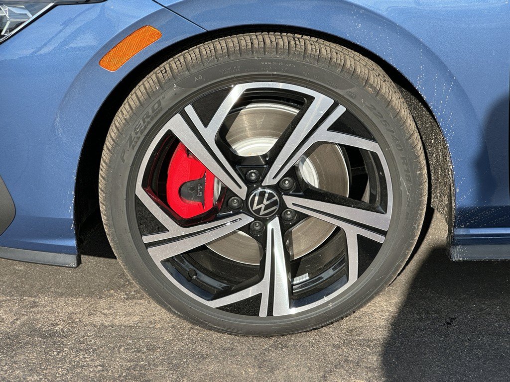 New 2026 Volkswagen GTI SE FWD image 6