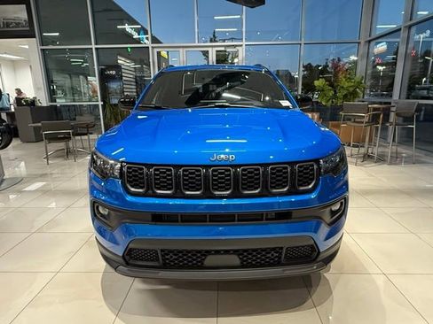 New 2025 Jeep Compass Latitude w/ Sun & Sound Group image 5