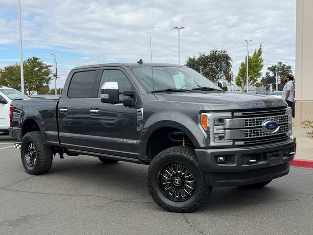 Used 2019 Ford F250 Platinum AWD/4WD image 2