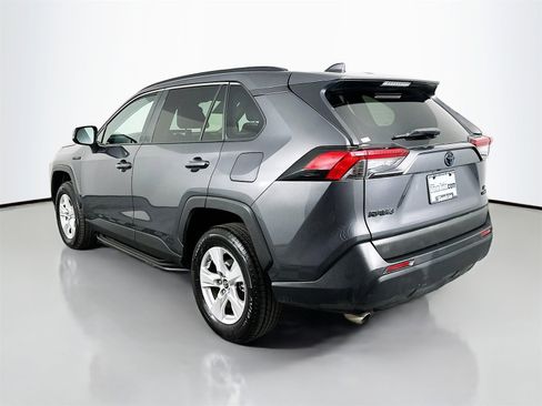 Certified 2020 Toyota RAV4 LE image 5