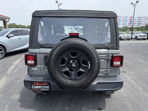 Used 2022 Jeep Wrangler Sport AWD/4WD image 5