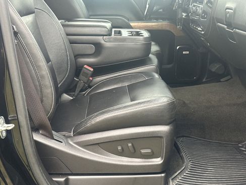 Used 2015 Chevrolet Silverado 2500 LTZ w/ LTZ Plus Package image 13