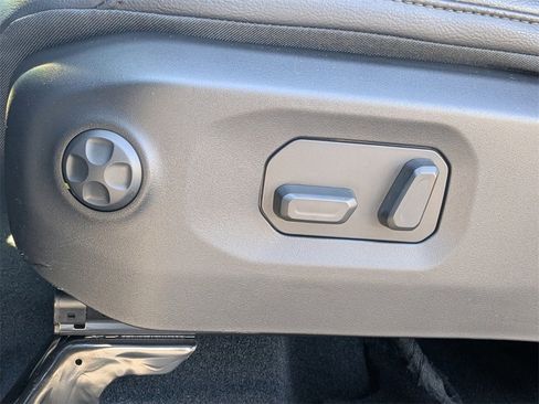 New 2026 Jeep Wrangler Sahara w/ Technology Group image 22