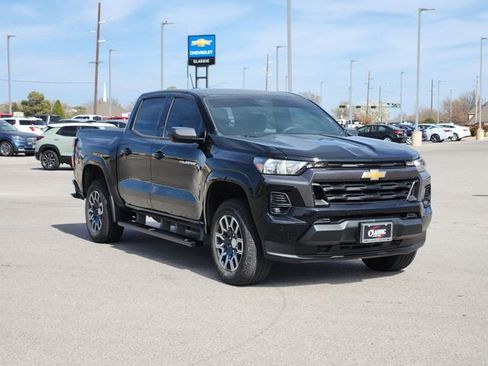 Used 2023 Chevrolet Colorado LT w/ LT Convenience Package II image 3