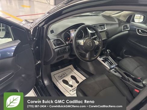 Used 2019 Nissan Sentra SR image 11