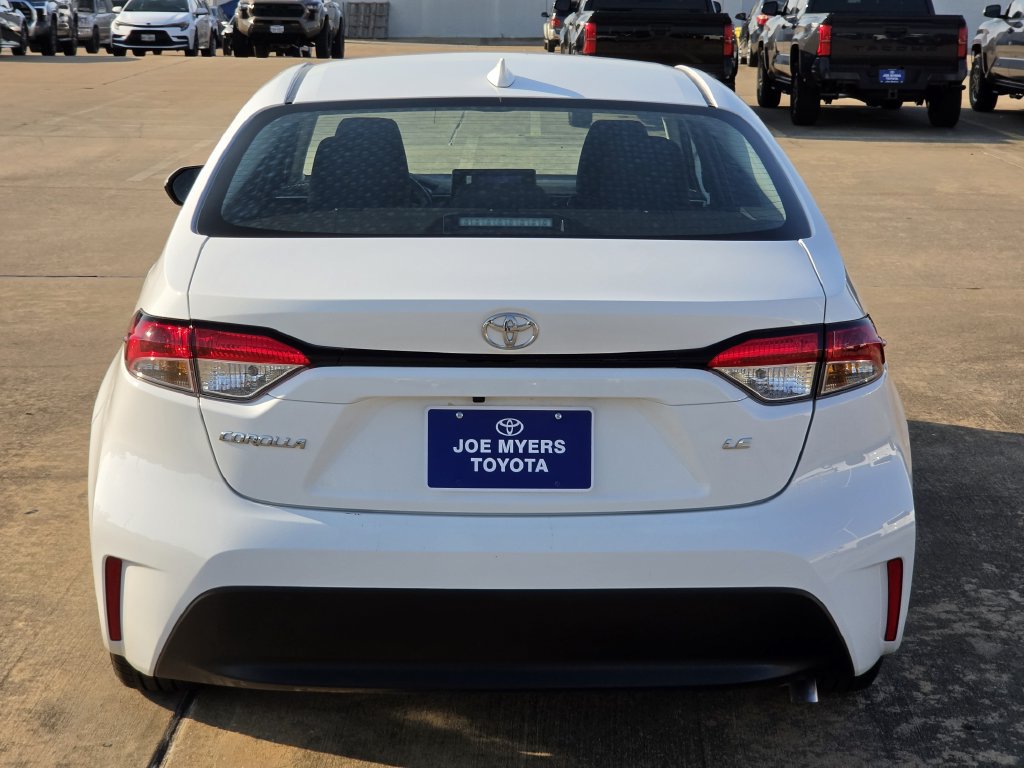 Used 2026 Toyota Corolla LE FWD image 8