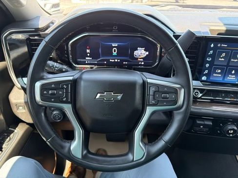Certified 2024 Chevrolet Silverado 2500 LT w/ Midnight Edition AWD/4WD image 25