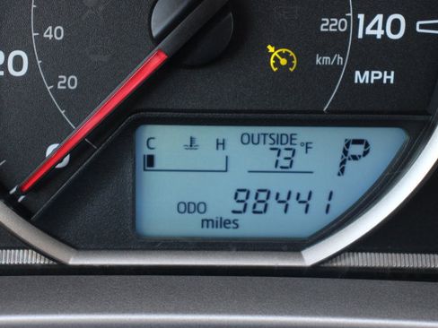 Used 2014 Toyota RAV4 XLE FWD image 25