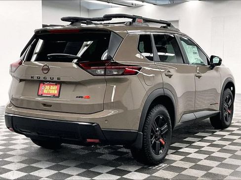 New 2026 Nissan Rogue SV AWD/4WD image 17