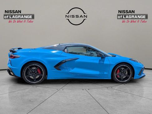 Used 2022 Chevrolet Corvette Stingray Premium Conv w/ Z51 Performance Package RWD image 4