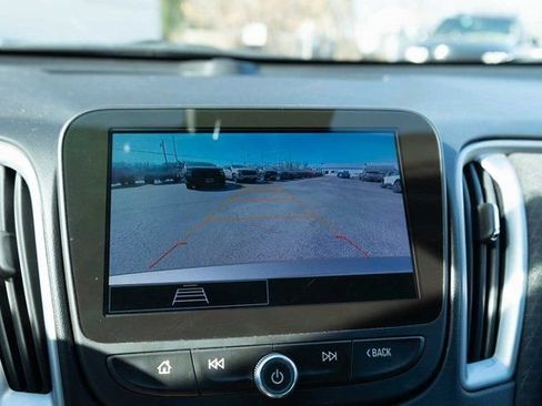 Used 2023 Chevrolet Malibu LT image 22